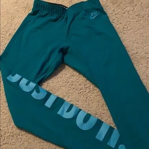 Nike just do it leggings. Teal. Small.